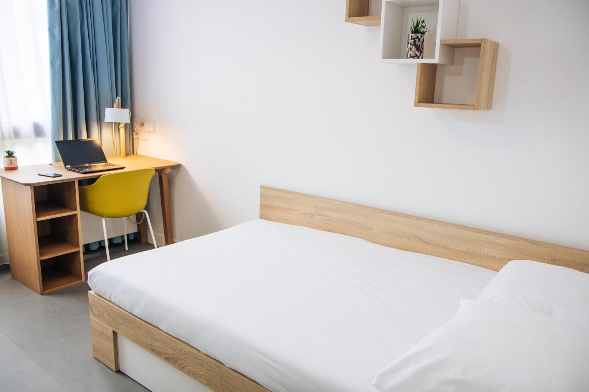 Aparthotel Twenty Business Flats Jouy-En-Josas Chambre photo